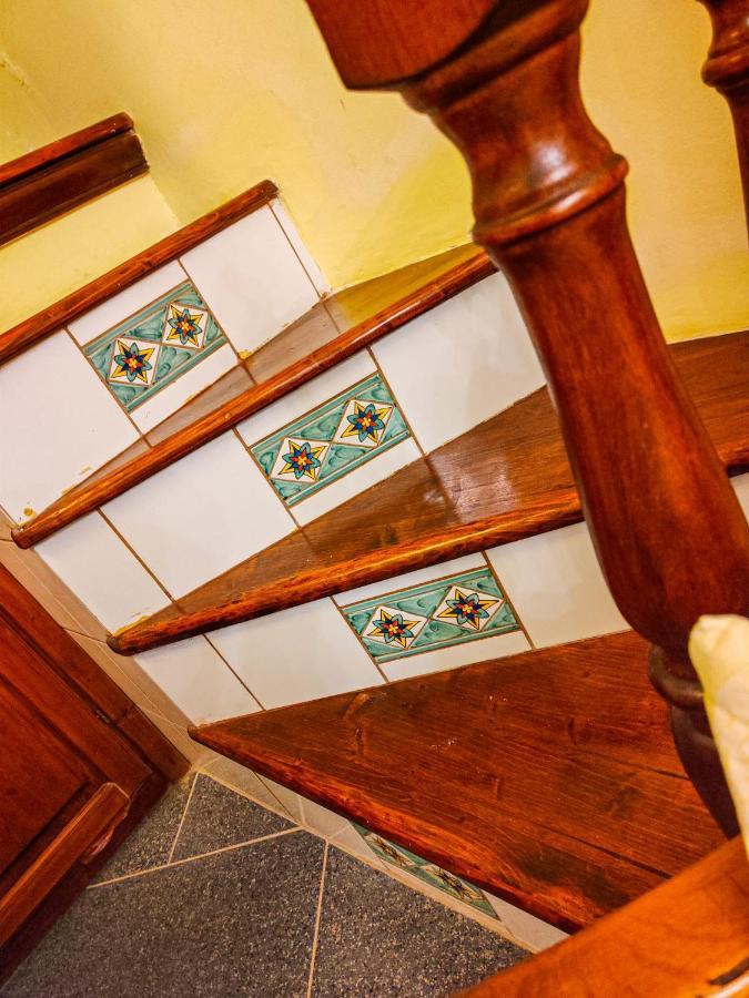 Nari Bed&Breakfast 加埃塔 外观 照片